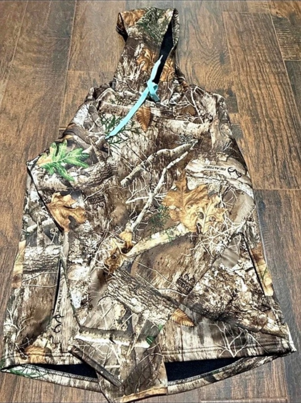 Realtree women Camo Vest Size Medium Like New